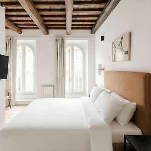 Sonder By Marriott Bonvoy Piazza Venezia Apartments